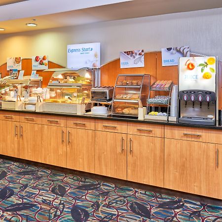 Holiday Inn Express & Suites El Paso Airport By Ihg Exterior foto