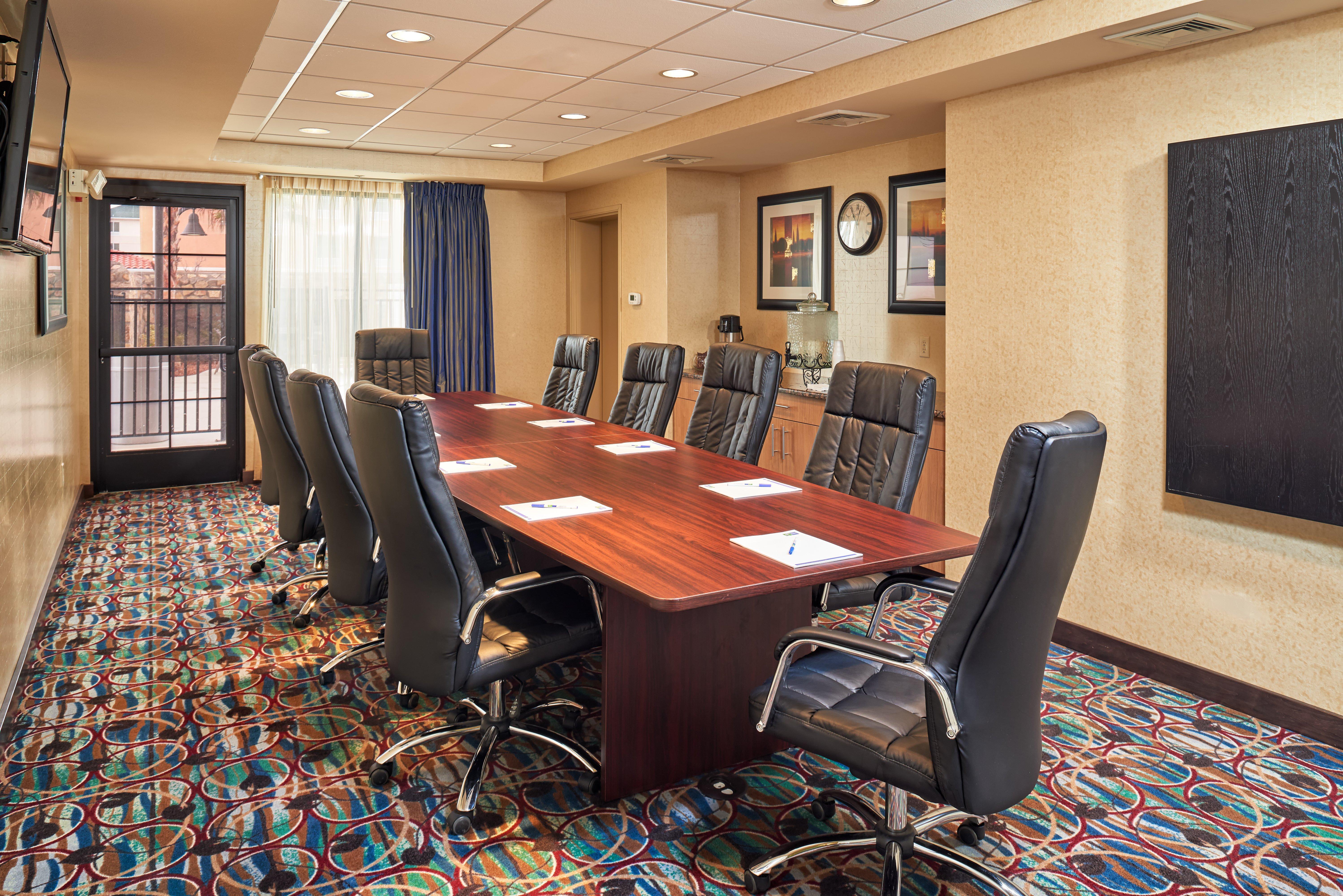 Holiday Inn Express & Suites El Paso Airport By Ihg Exterior foto